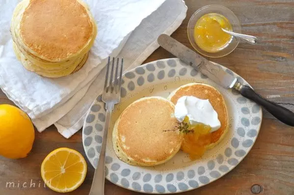 ホットケーキミックスを使わなくてもふわふわ 簡単レモンパンケーキレシピ ローリエプレス