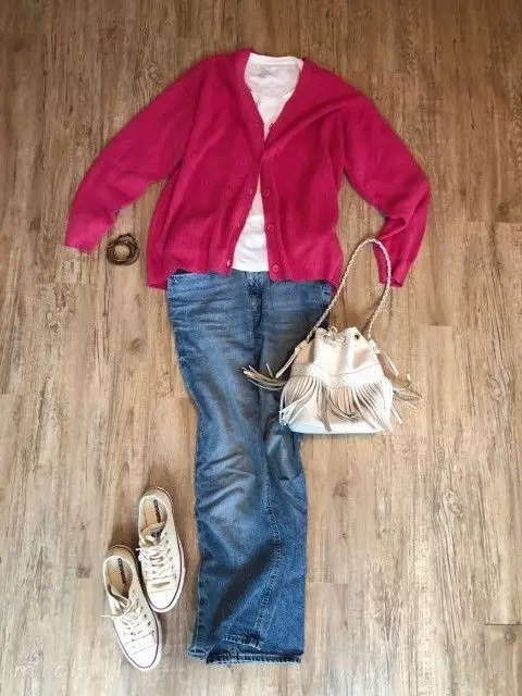 ユニクロのコットンカシミヤカーデは色ち買い必至 デニム合わせが絶対可愛い ローリエプレス