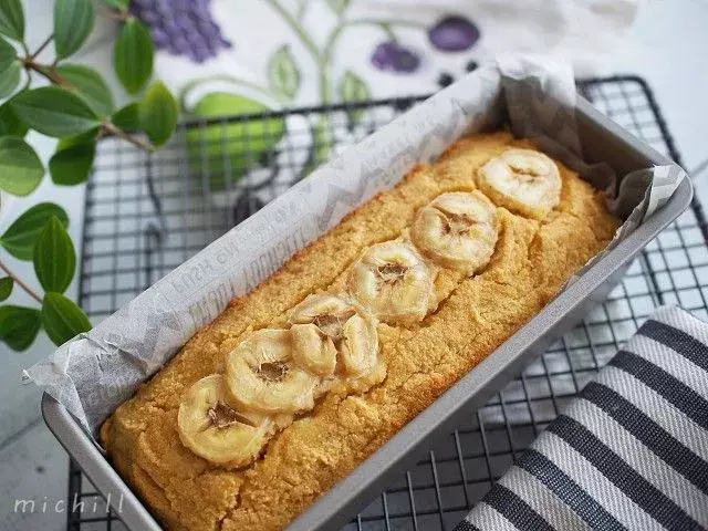 ダイエット中でも罪悪感なし 簡単低カロリーなバナナケーキレシピ ローリエプレス