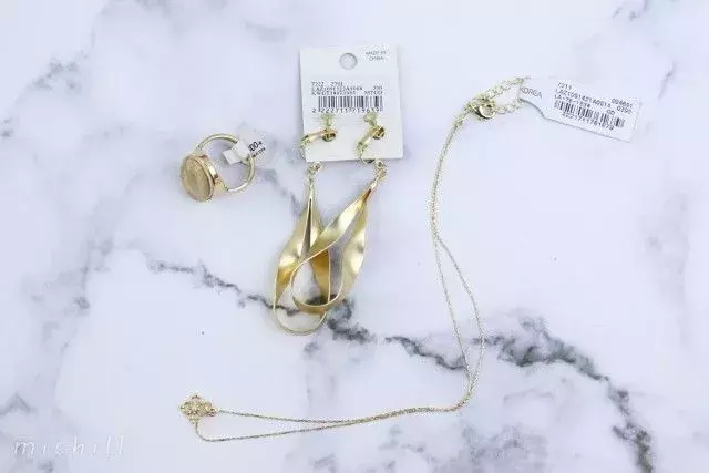 ぜーんぶプチプラアクセ おしゃれさん御用達ブランドが安っぽ見えしない ローリエプレス