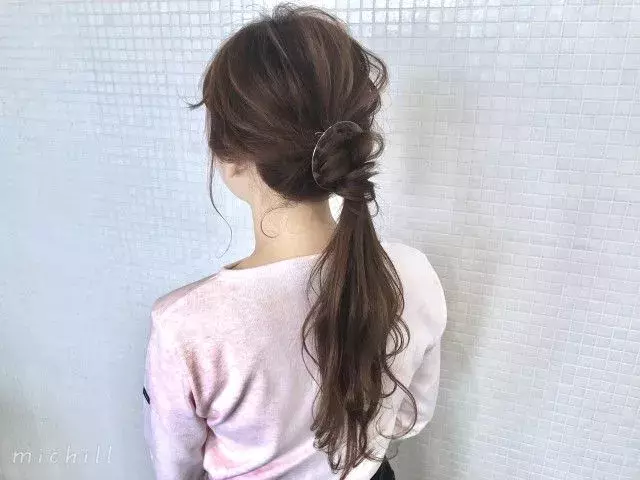 19持っておきたいヘアアクセナンバーワン ホールピンで簡単3分ポニーテールアレンジ ローリエプレス