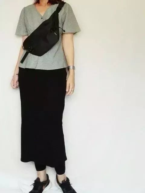 Uniqloリブタイトロングスカートが大人コーデに超使える キレイめ夏コーデ3選 ローリエプレス Uniqloリブタイトロングスカートが大人コーデに超使える キレイめ夏コーデ3選 ローリエプレス