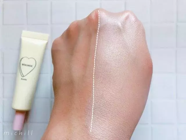 肌の赤みは消せる 原因別改善法とメイクで消す方法 コラリッチのブログ Cosme アットコスメ