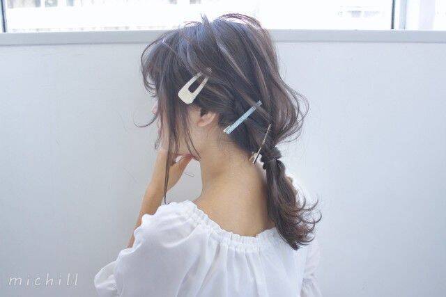 3coinsのヘアアクセが優秀すぎ トレンドもおしゃれも叶う簡単重ねづけヘアアレンジ ローリエプレス