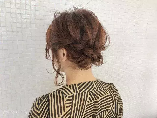 ボブ ショートさん向け セルフで可愛い 結婚式のお呼ばれヘアアレンジ ローリエプレス