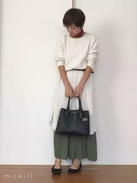 奇跡レベルの高見え 152cmさんが着回す失敗しないユニクロ上品プリーツパンツコーデ ローリエプレス 奇跡レベルの高見え 152cmさんが着回す失敗しないユニクロ上品プリーツパンツコーデ ローリエプレス