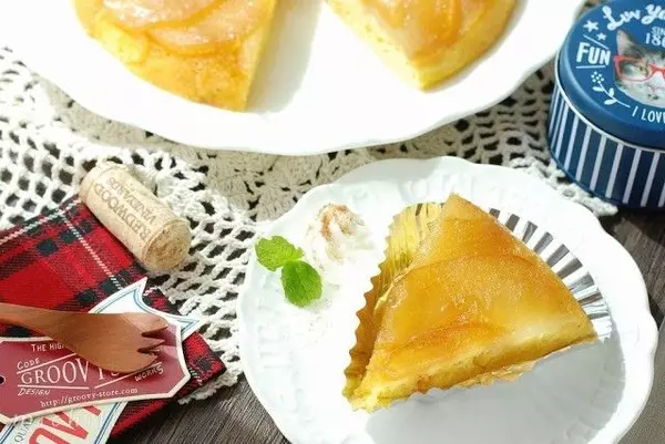 初心者さんでも簡単 フライパンとホットケーキミックスでできるタルトタタン風リンゴケーキ ローリエプレス