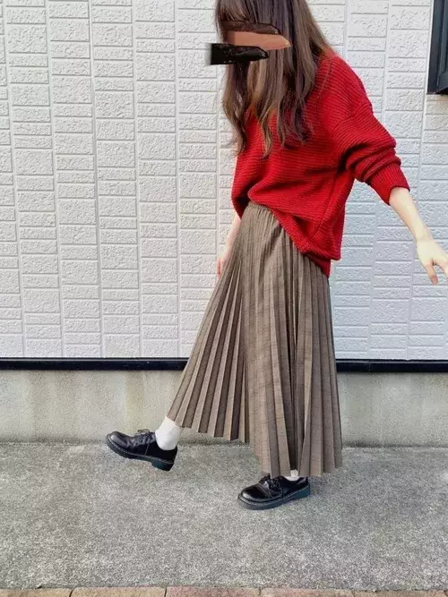 秋冬スカートの最高傑作 ユニクロ アコーディオンスカート ローリエプレス