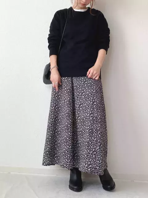 ユニクロスウェット の部屋着っぽく見えないお手本コーデ4選 ローリエプレス