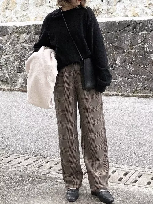 今すぐしまパトしたくなる コスパ最強 冬のしまむら 優秀パンツ ローリエプレス