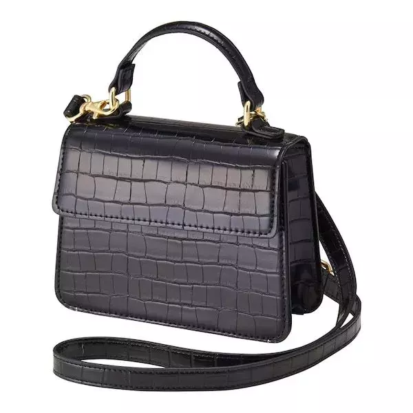 絶対モテる フロントリボンが大人可愛い Gu ニットワンピ ローリエプレス