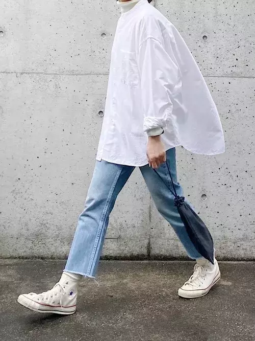 おしゃれさんはこう合わせてる 超万能な 白スニーカー でつくる 垢抜けコーデ特集 ローリエプレス