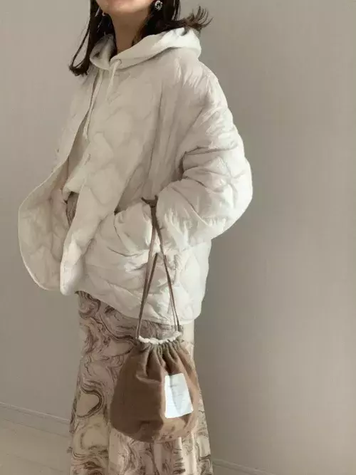 値下げされてる今が買い ユニクロの おしゃれダウン が万能すぎて手放せません ローリエプレス