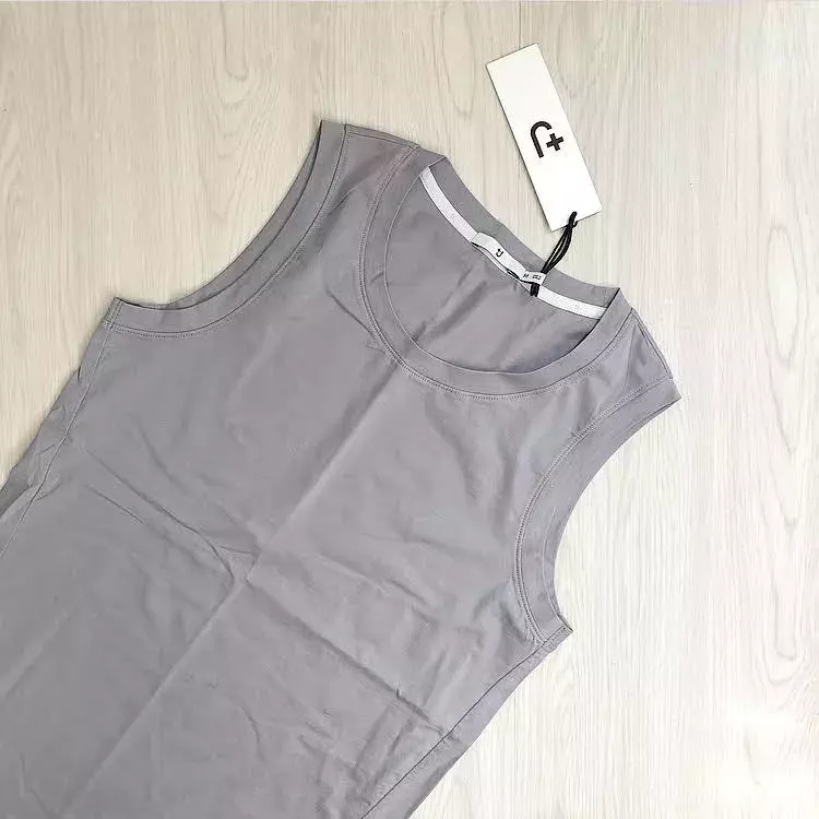 色違いで買ってもいい 大人気ユニクロ J 名品tシャツ はまだ残ってるから急いで ローリエプレス