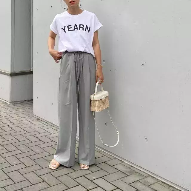 白tシャツ をこう着るのがおしゃれ 初夏の着こなし7style ローリエプレス