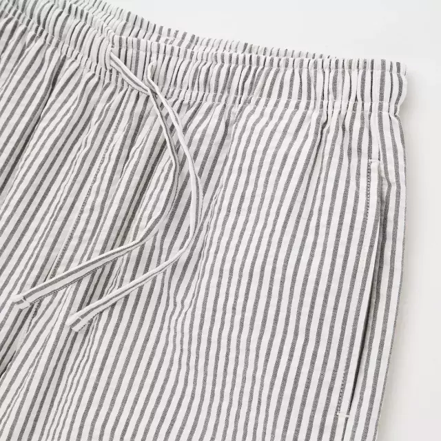 部屋着じゃん なんて侮るなかれ 今年はお出かけにも使う人続出 ユニクロ リラコ 特集 ローリエプレス