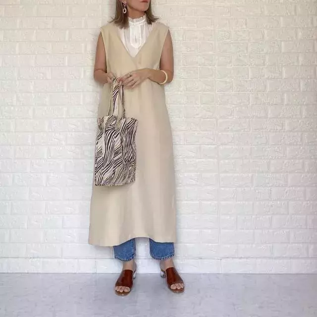 オトナの夏ワンピは くすみカラー が絶対モテます きれいめコーデ 特集 ローリエプレス