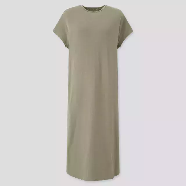 買うなら今です 売り切れる前に必ずチェックして ユニクロ 高評価ワンピース がセール中 ローリエプレス