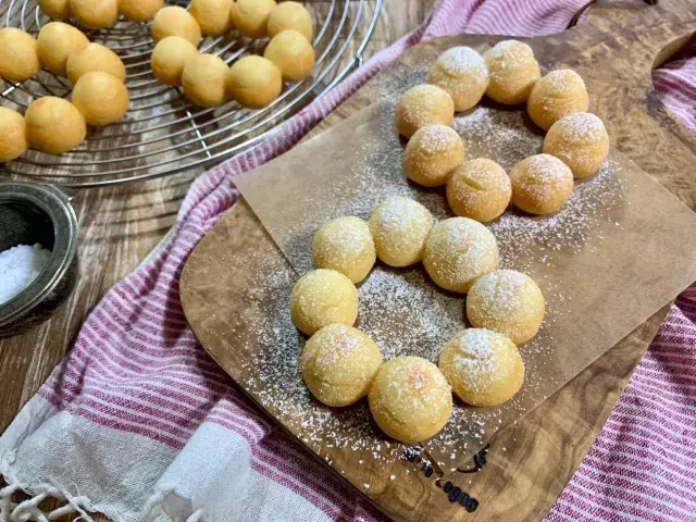 あの人気メニューを再現 ホットケーキミックスで簡単に作れる ポンデリング風ドーナツ ローリエプレス