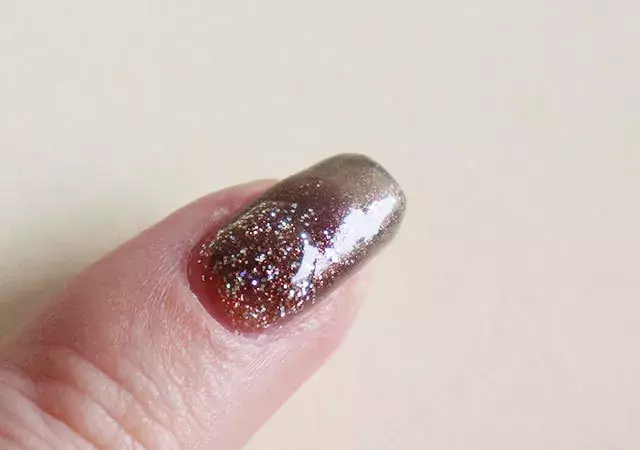 伸ばしっぱなしネイルはng 不器用さんでもできる 簡単リペアのやり方 ローリエプレス 伸ばしっぱなしネイルはng 不器用さんでもできる 簡単リペアのやり方 ローリエプレス