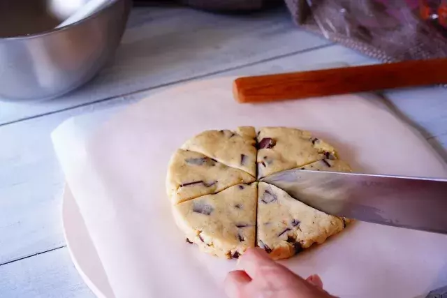 人気カフェのメニューを再現 ホットケーキミックスで簡単に作れる スタバ風スコーン ローリエプレス