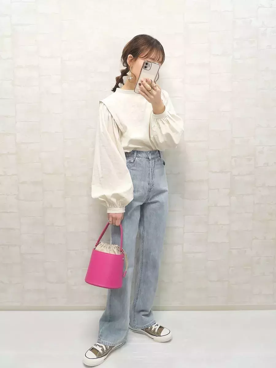 22春の デニムコーデ はこれが正解 マネするだけで即垢抜ける おしゃれな人のコーデ術 ローリエプレス 22春の デニムコーデ はこれが正解 マネするだけで即垢抜ける おしゃれな人のコーデ術 ローリエプレス