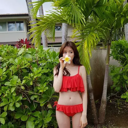 小胸さんに似合う水着 大胸さんに似合う水着 全部 Dholic にあります ローリエプレス