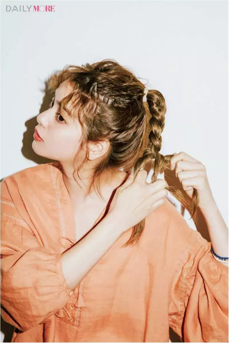 岸本セシルが教える 無敵可愛い 三つ編みポニー ヘアの作り方 ローリエプレス