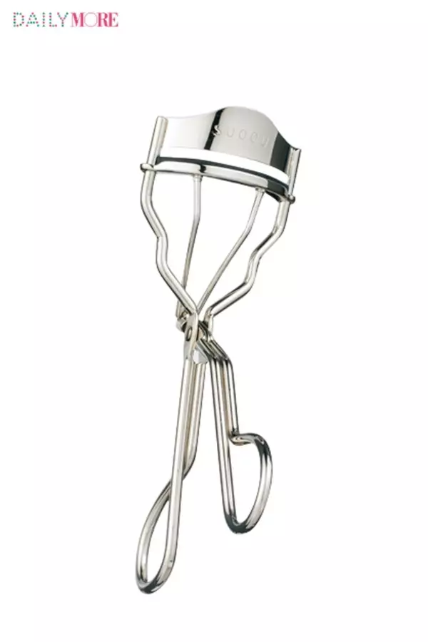 まぶたのカーブタイプ別におすすめを紹介 世界一正しい ビューラー の選び方 ローリエプレス