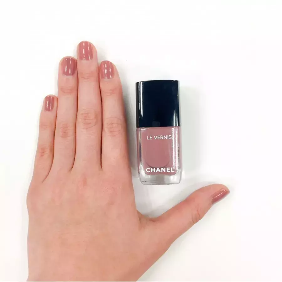 手がキレイだね と言わせる シャネル の新色ネイル ローリエプレス 手がキレイだね と言わせる シャネル の新色ネイル ローリエプレス