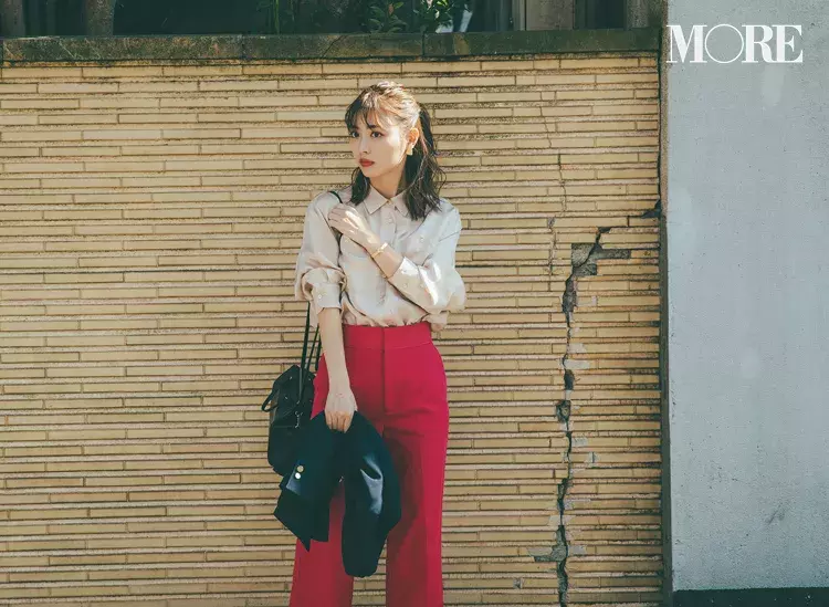 ベージュコーデ特集 代後半女子向け 春におすすめのワンピースやスカート 靴などのコーディネートまとめ ローリエプレス