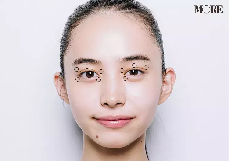 ニキビ シミなどを自然に隠すには ハイライトの使い方がわからない Etc ベースメイクの悩みを解決 年は可愛い キレイ美容 ローリエプレス ニキビ シミなどを自然に隠すには ハイライトの使い方がわからない Etc ベースメイクの悩みを解決 年は可愛い キレイ美容 ローリエプレス