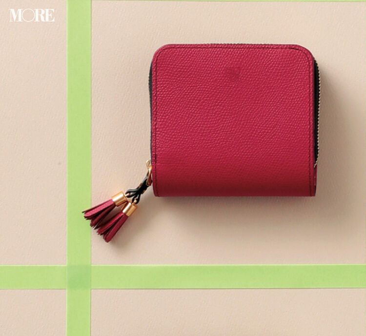 お財布で2020年の恋愛運もアップ!? ピンク＆ベリー色の大人可愛い二つ折り財布３選の6枚目の画像