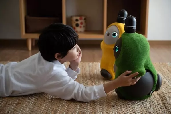 おうち時間に人気急上昇 家族型ロボット Lovot が おこもりサポートキャンペーンを実施中 ローリエプレス