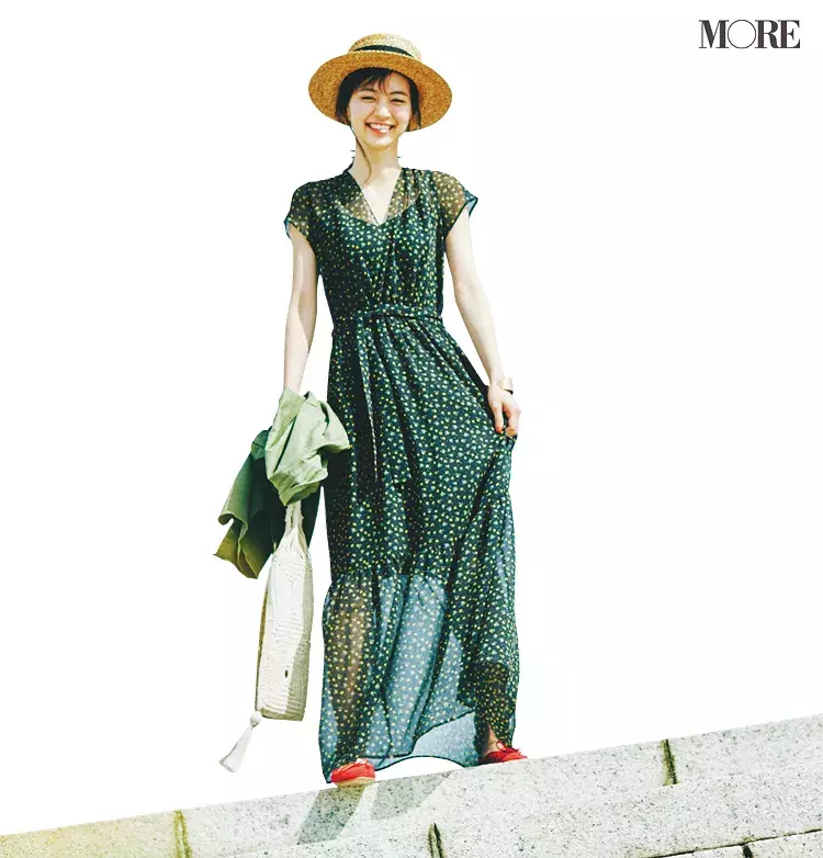 ワンピース ぺたんこ靴で完成 フレンチシックな休日コーデは可愛くあか抜けて ローリエプレス