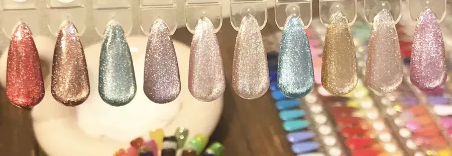 お気に入りネイル Snsでバズった 話題の マグネットネイル の秘密に迫る 360度可愛い作り方 ローリエプレス