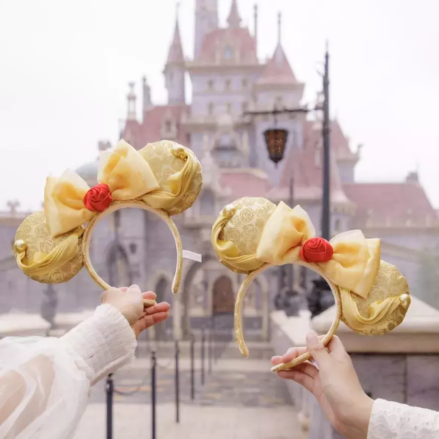 明日オープン ディズニー新エリア グッズショップ を一足早く紹介 ローリエプレス