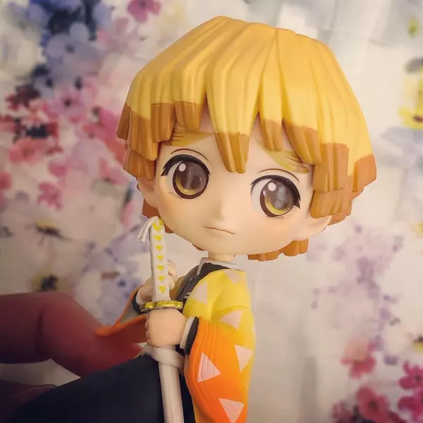 鬼滅の刃 ufoキャッチャーでget q posket 我妻善逸 がかわいすぎる ローリエプレス