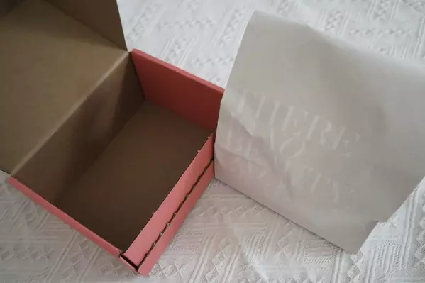 5 13発売 Snsで話題沸騰 Zara からコスメラインが初登場 ローリエプレス