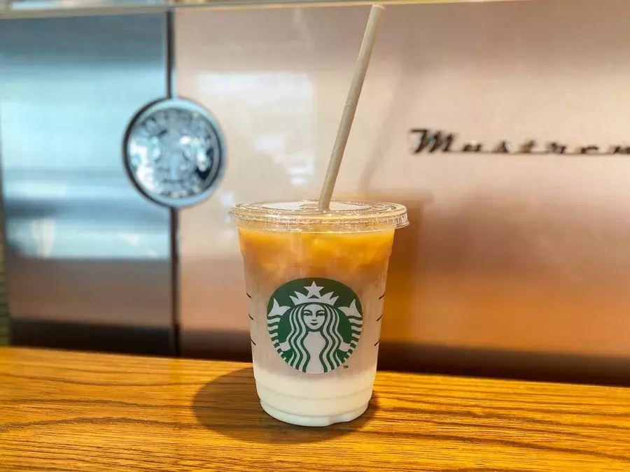 スタバ新作 ほうじ茶 クラシックティーラテを堪能 ローリエプレス