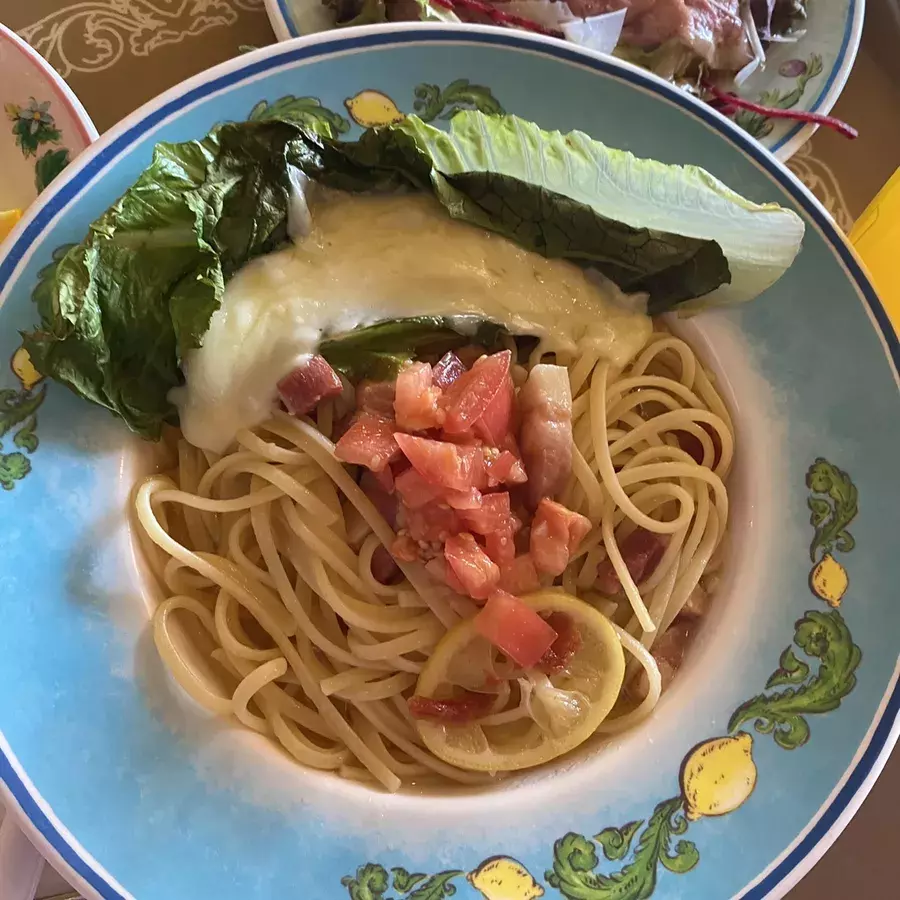 ディズニーレストラン カフェ ポルトフィーノのスペシャルセット食べてきました ローリエプレス