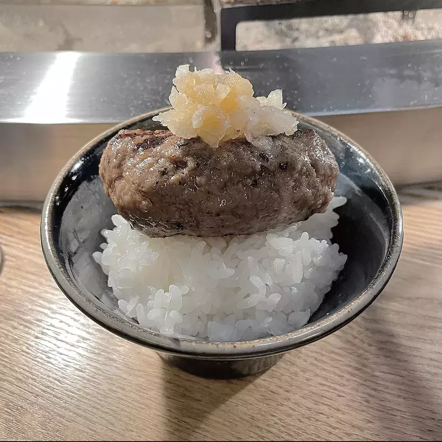 挽肉と米 並んでも食べたいハンバーグ ローリエプレス 挽肉と米 並んでも食べたいハンバーグ ローリエプレス