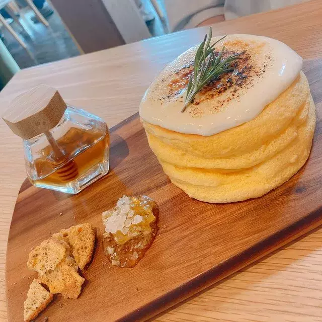 山梨カフェ 山中湖畔でおしゃれパンケーキ Cafe The Park ローリエプレス 山梨カフェ 山中湖畔でおしゃれパンケーキ Cafe The Park ローリエプレス
