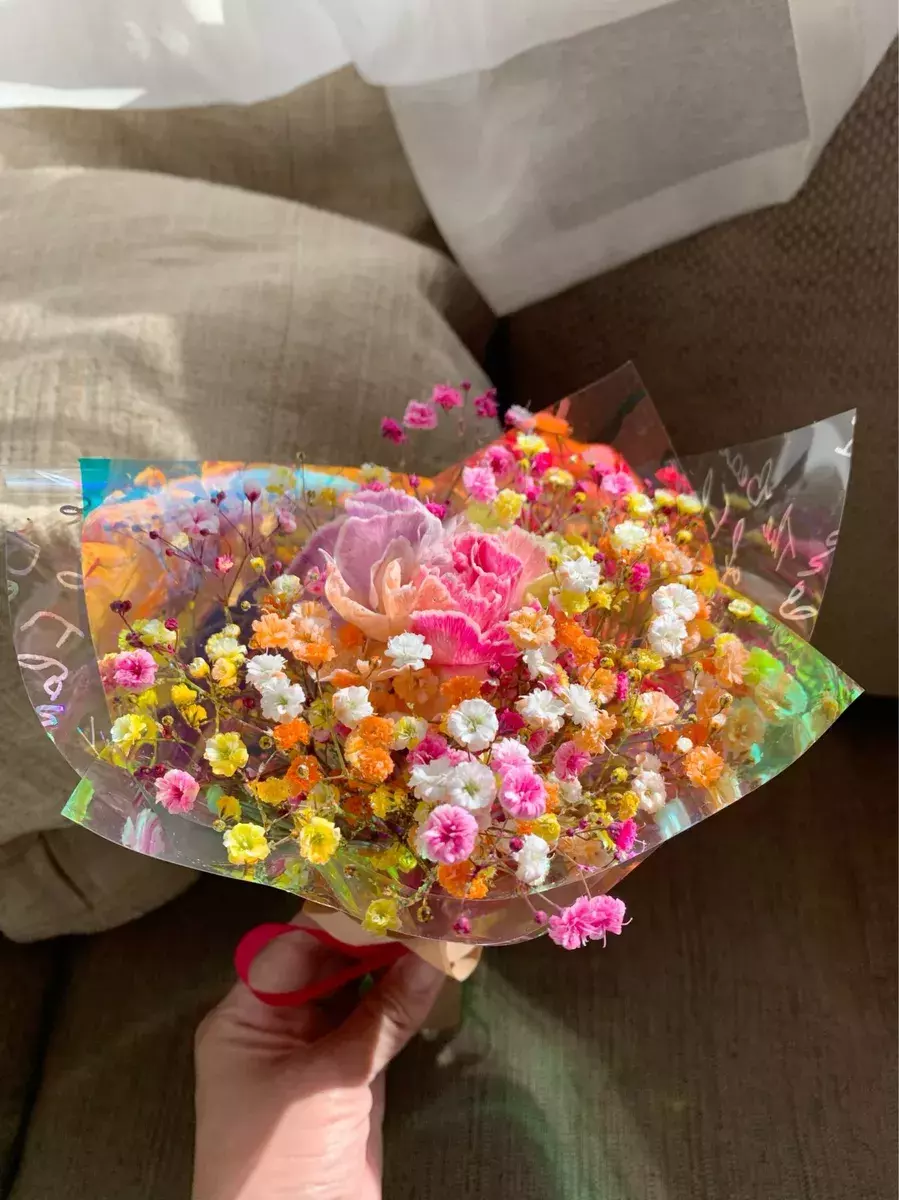 Karendoのレインボーブーケが可愛すぎ プレゼントにもおすすめ ローリエプレス