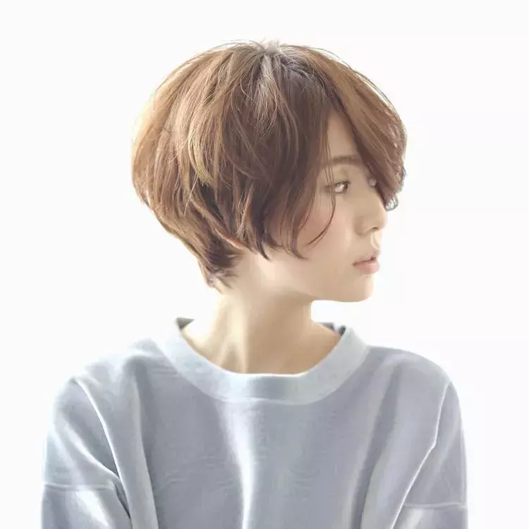 19夏 襟足短めショートヘア15選 首を長く見せて華奢感を演出 ローリエプレス