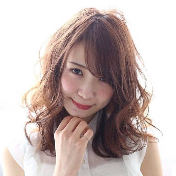 今話題の わかめ巻き って知ってる ゆるウェーブ巻きのやり方講座 ローリエプレス