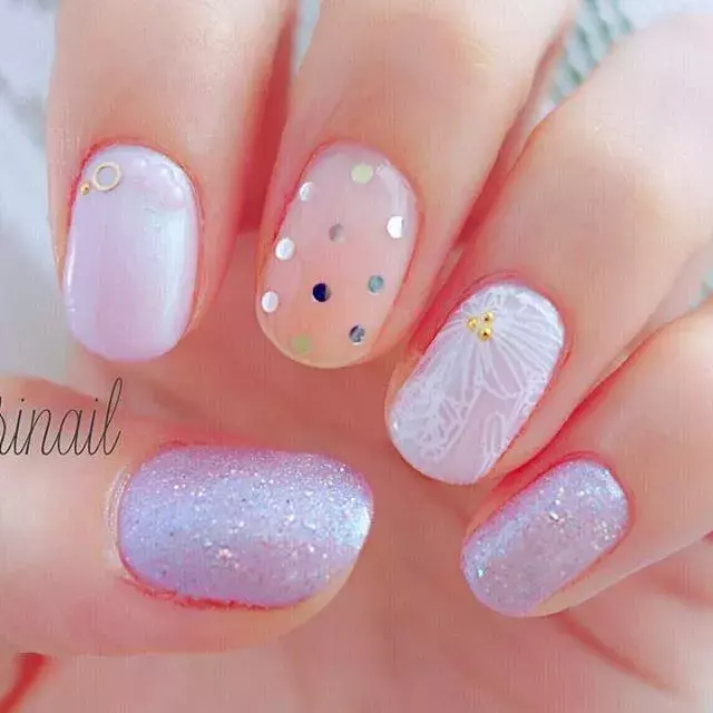 18夏トレンドのドットをネイルにも ドットネイルデザイン セルフでのやり方 ローリエプレス