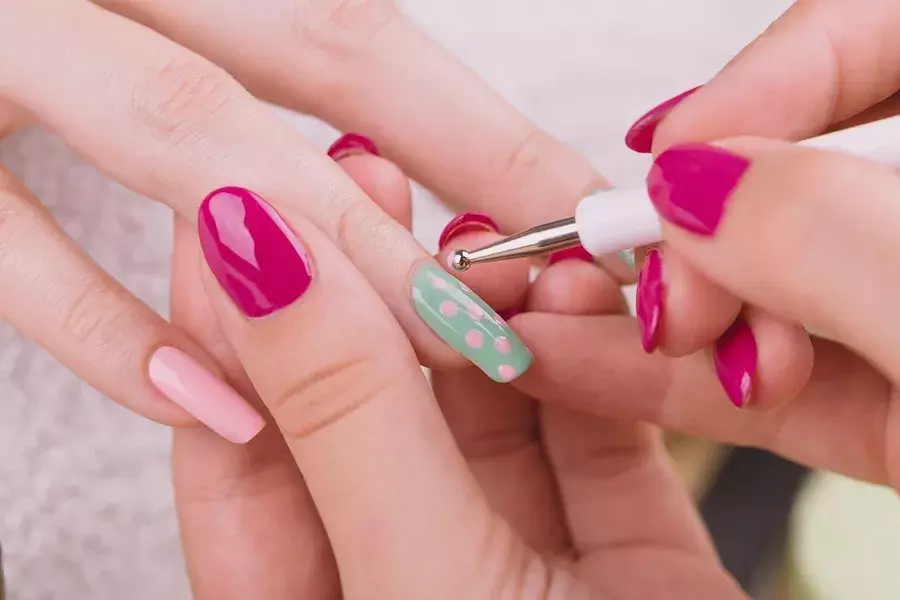 可愛すぎ 材料1000円以下でできちゃうセルフネイルのデザイン7つ ローリエプレス 可愛すぎ 材料1000円以下でできちゃうセルフネイルのデザイン7つ ローリエプレス