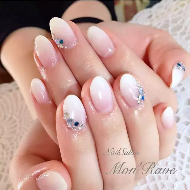 ホワイトデーは思いっきり可愛く 恋する乙女のネイルデザイン8選 ローリエプレス