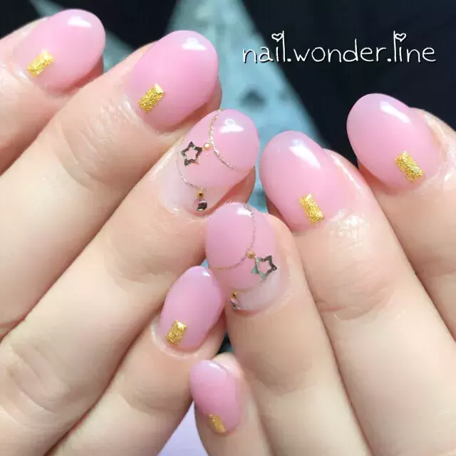 ホワイトデー デートの参考に 男性から好印象なネイル特集 ローリエプレス